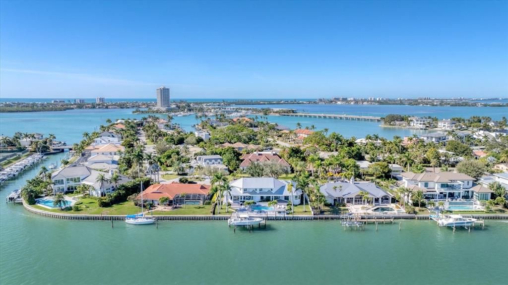 For Sale: $8,900,000 (3 beds, 3 baths, 4078 Square Feet)