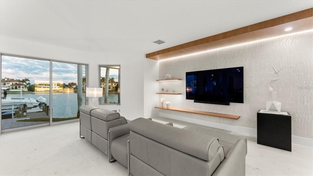 For Sale: $8,900,000 (3 beds, 3 baths, 4078 Square Feet)