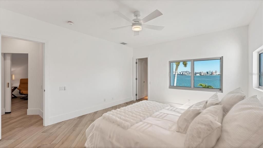 For Sale: $8,900,000 (3 beds, 3 baths, 4078 Square Feet)