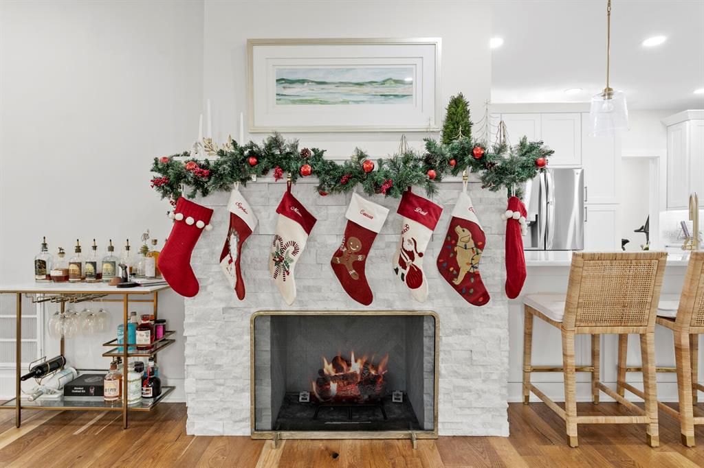 For Sale: $985,000 (3 beds, 2 baths, 1835 Square Feet)