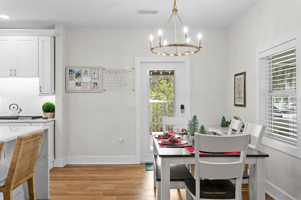 For Sale: $985,000 (3 beds, 2 baths, 1835 Square Feet)