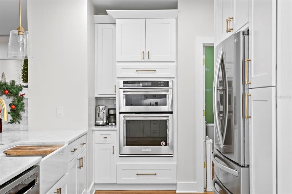 For Sale: $985,000 (3 beds, 2 baths, 1835 Square Feet)