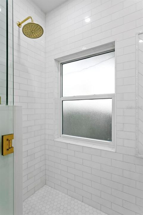 For Sale: $985,000 (3 beds, 2 baths, 1835 Square Feet)