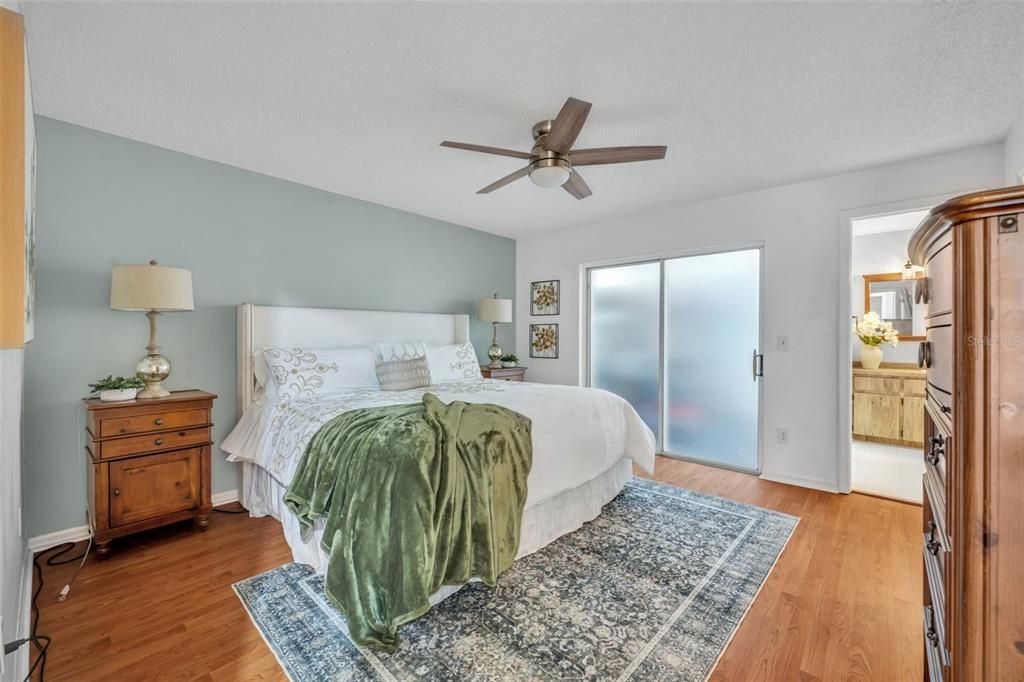 For Sale: $358,000 (3 beds, 2 baths, 1415 Square Feet)