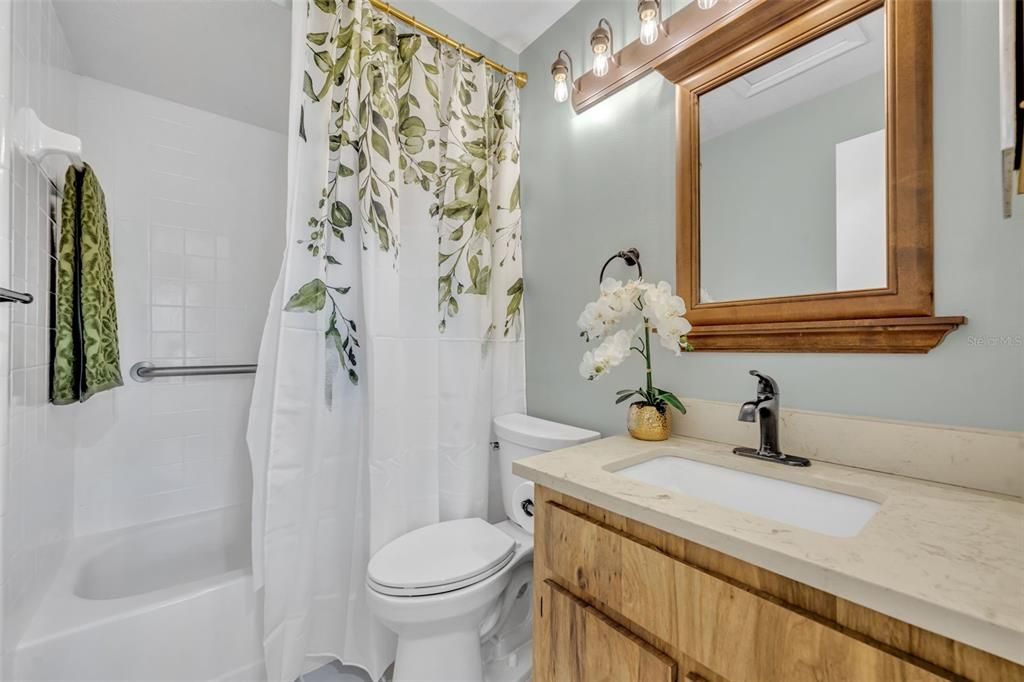 For Sale: $358,000 (3 beds, 2 baths, 1415 Square Feet)