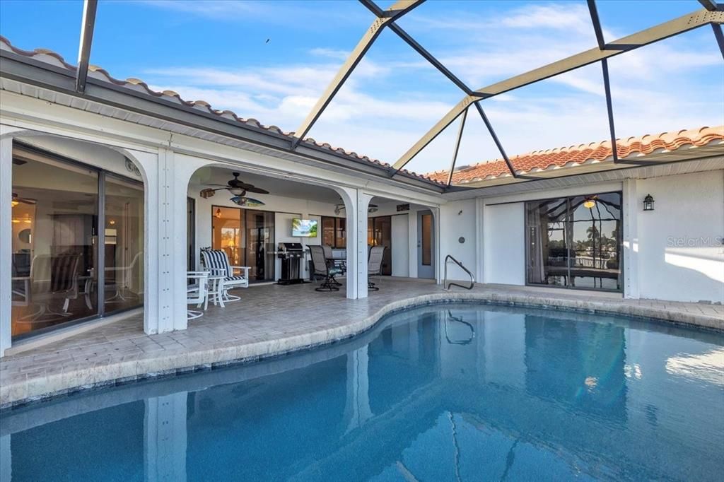 待售: $649,000 (3 贝兹, 3 浴室, 2177 平方英尺)