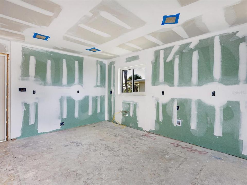 For Sale: $595,000 (2 beds, 2 baths, 985 Square Feet)