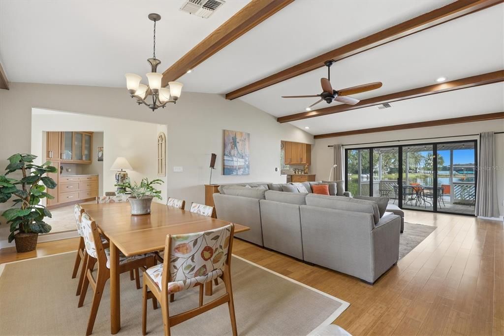 For Sale: $1,200,000 (3 beds, 2 baths, 2184 Square Feet)