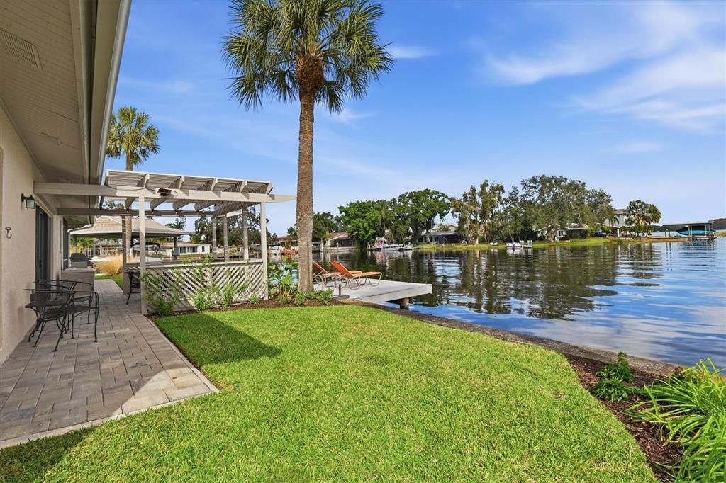 For Sale: $1,200,000 (3 beds, 2 baths, 2184 Square Feet)