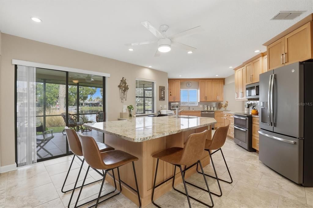 For Sale: $1,200,000 (3 beds, 2 baths, 2184 Square Feet)