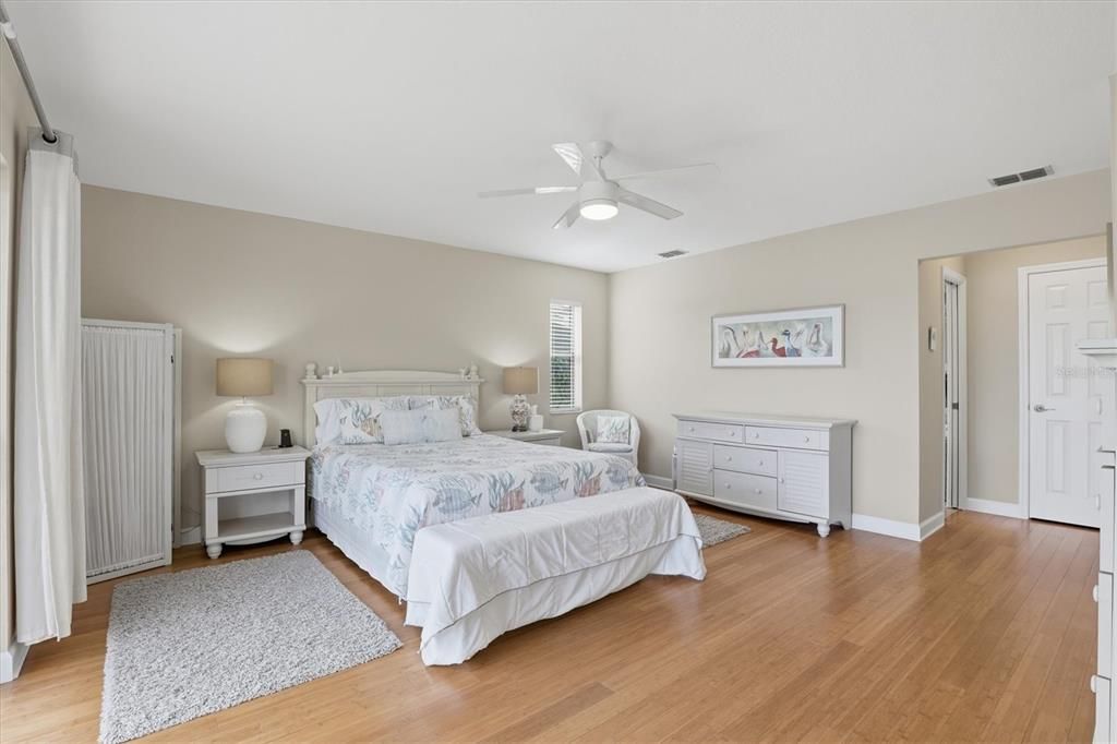 For Sale: $1,200,000 (3 beds, 2 baths, 2184 Square Feet)