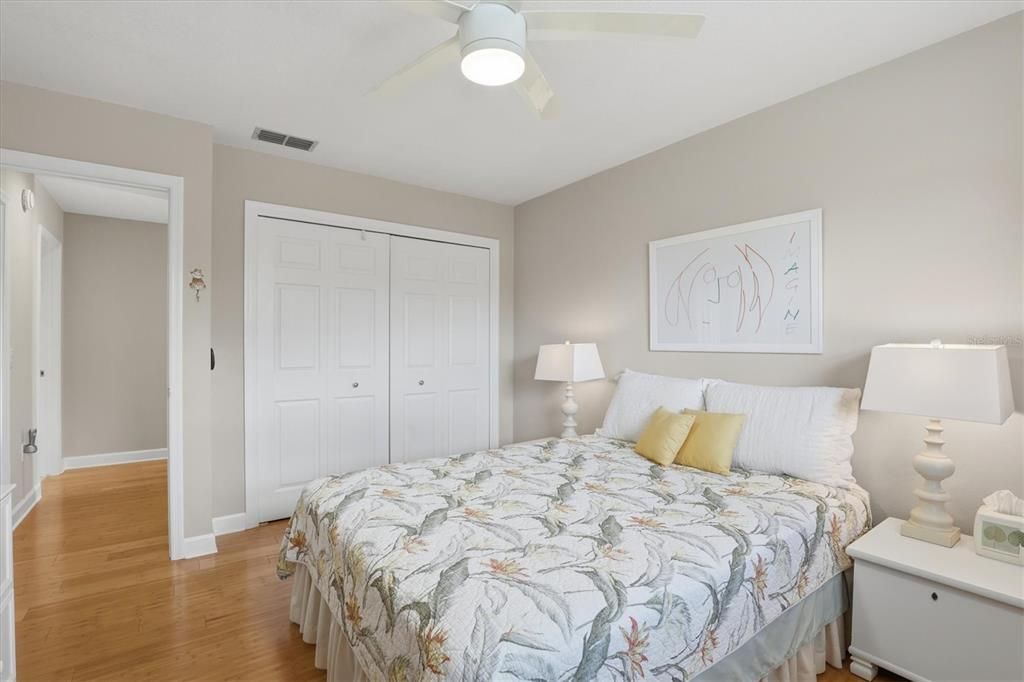 For Sale: $1,200,000 (3 beds, 2 baths, 2184 Square Feet)