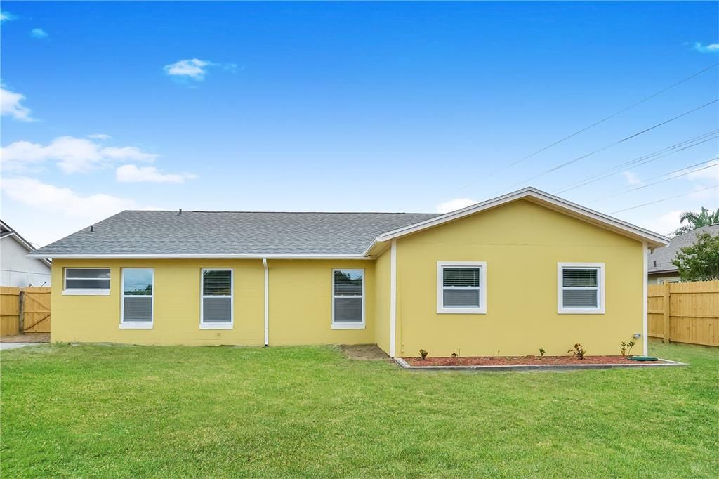 В аренду: $2,505 (5 спален, 2 ванн, 2043 Квадратных фут)