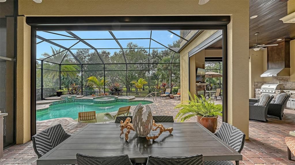 For Sale: $2,695,000 (4 beds, 4 baths, 4537 Square Feet)