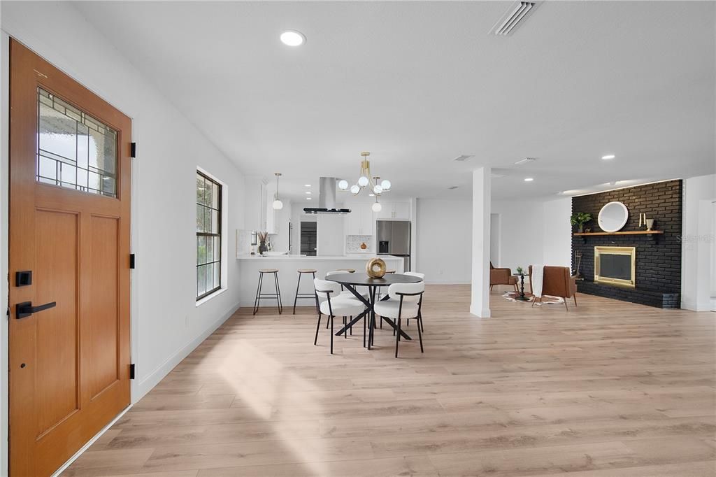 На продажу: $795,000 (4 спален, 2 ванн, 2493 Квадратных фут)