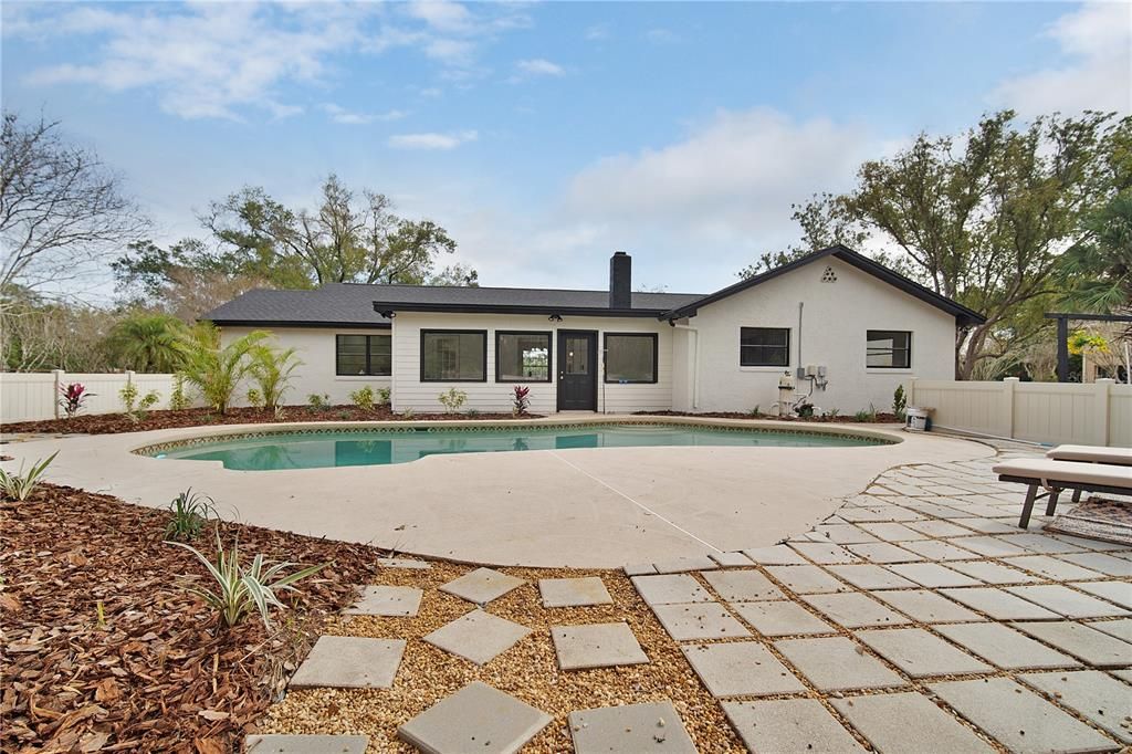 На продажу: $795,000 (4 спален, 2 ванн, 2493 Квадратных фут)