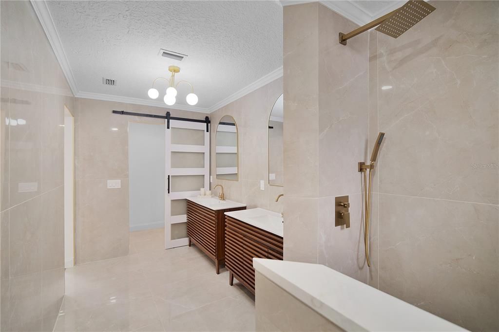 На продажу: $795,000 (4 спален, 2 ванн, 2493 Квадратных фут)