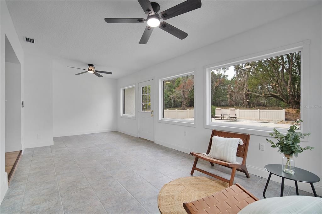 На продажу: $795,000 (4 спален, 2 ванн, 2493 Квадратных фут)