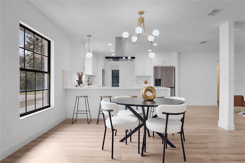 На продажу: $795,000 (4 спален, 2 ванн, 2493 Квадратных фут)