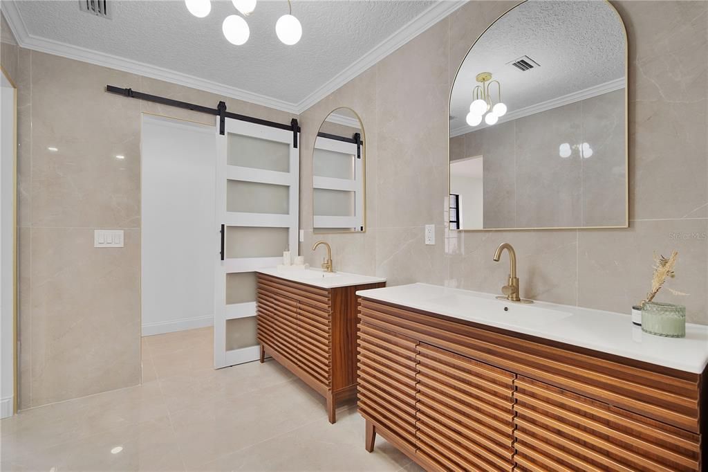 На продажу: $795,000 (4 спален, 2 ванн, 2493 Квадратных фут)