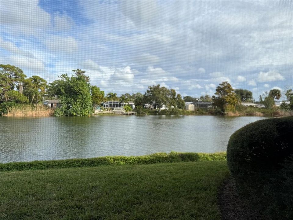 На продажу: $254,000 (2 спален, 2 ванн, 848 Квадратных фут)