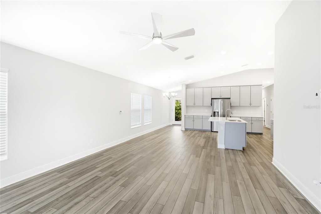 待售: $330,000 (3 贝兹, 2 浴室, 1534 平方英尺)