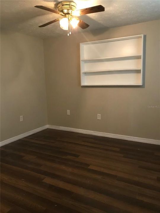 For Rent: $1,550 (3 beds, 1 baths, 1224 Square Feet)