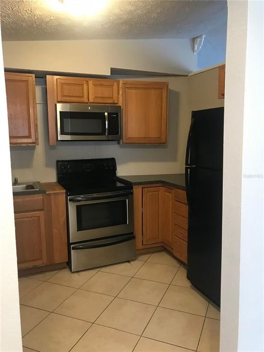 For Rent: $1,550 (3 beds, 1 baths, 1224 Square Feet)