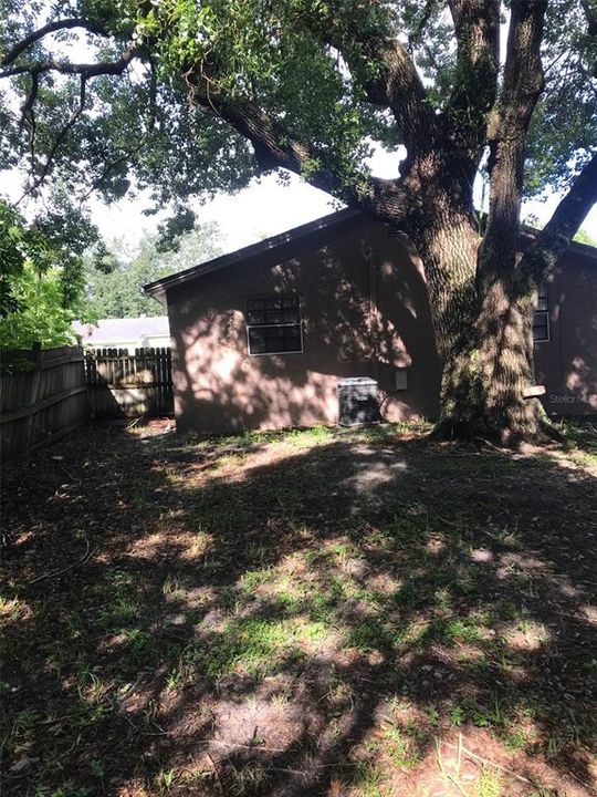 For Rent: $1,550 (3 beds, 1 baths, 1224 Square Feet)