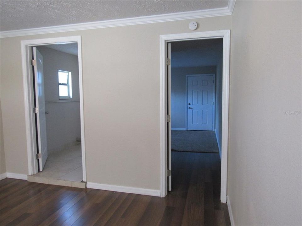 For Rent: $1,550 (3 beds, 1 baths, 1224 Square Feet)