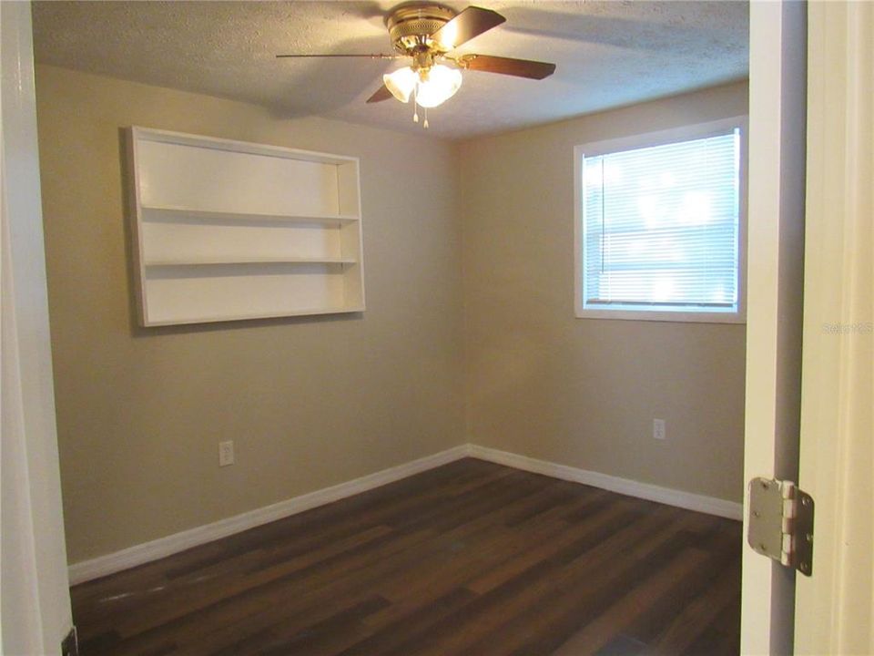 For Rent: $1,550 (3 beds, 1 baths, 1224 Square Feet)