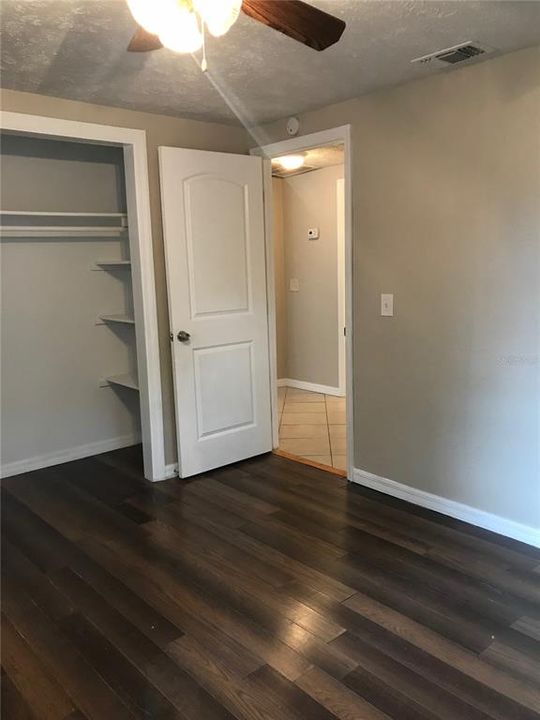 For Rent: $1,550 (3 beds, 1 baths, 1224 Square Feet)