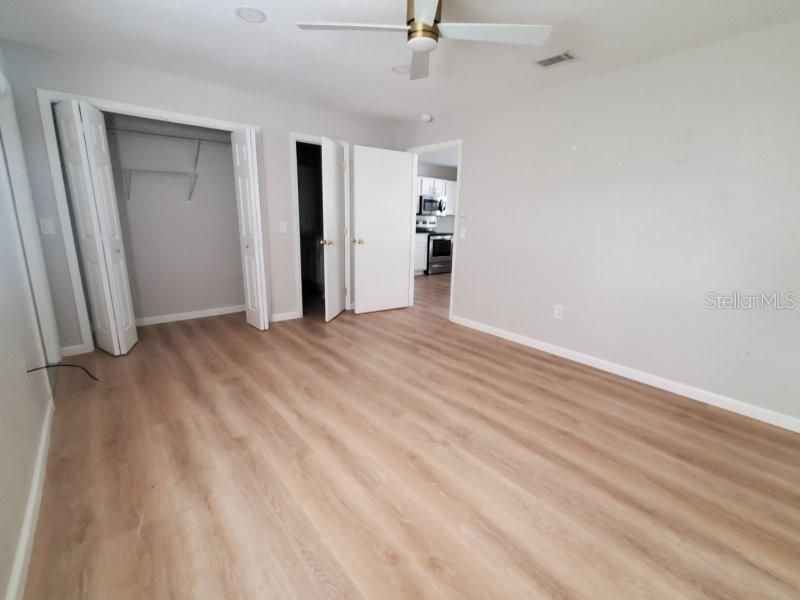 For Rent: $1,200 (1 beds, 1 baths, 680 Square Feet)