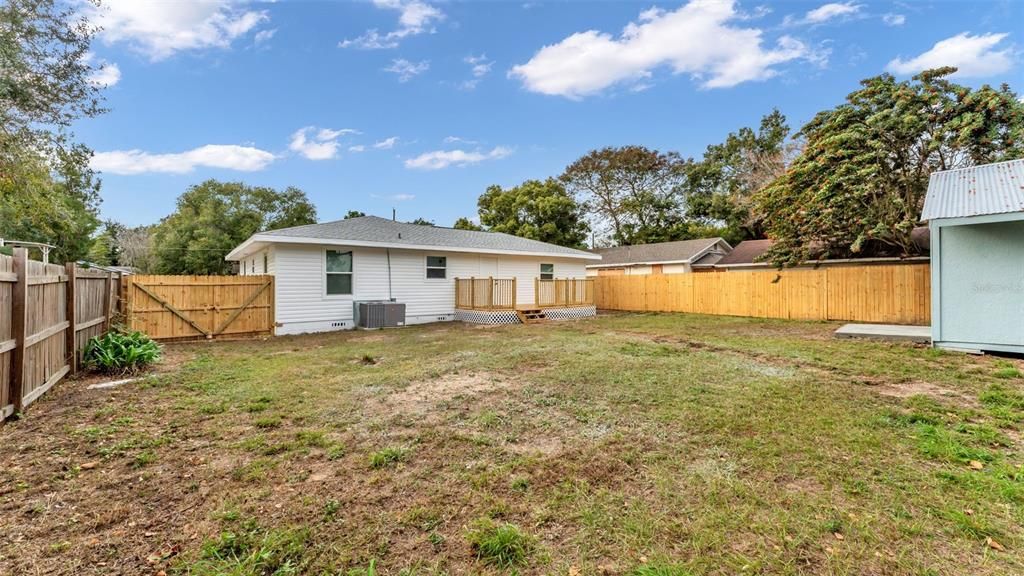For Sale: $265,000 (4 beds, 2 baths, 1384 Square Feet)