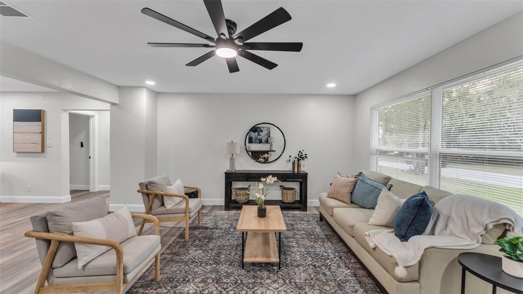 For Sale: $265,000 (4 beds, 2 baths, 1384 Square Feet)