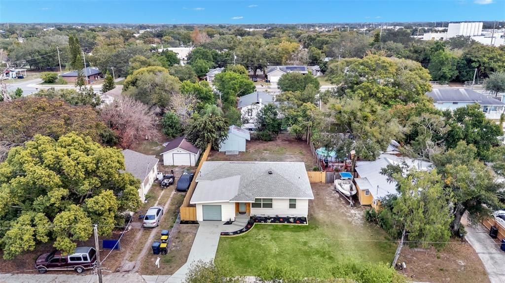 For Sale: $265,000 (4 beds, 2 baths, 1384 Square Feet)