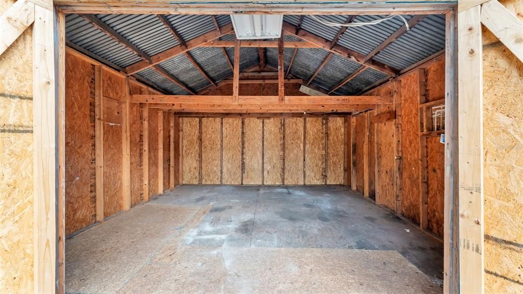 For Sale: $265,000 (4 beds, 2 baths, 1384 Square Feet)