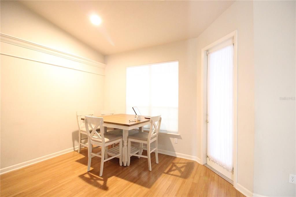 For Rent: $2,600 (3 beds, 2 baths, 1998 Square Feet)