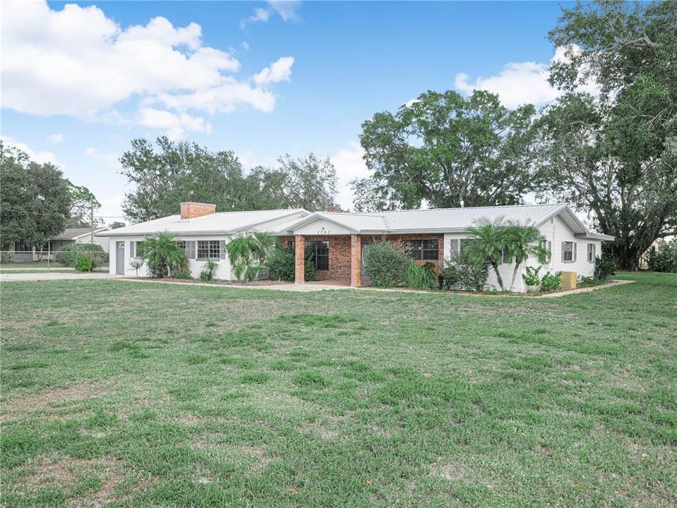 En Venta: $549,900 (6 camas, 3 baños, 3711 Pies cuadrados)