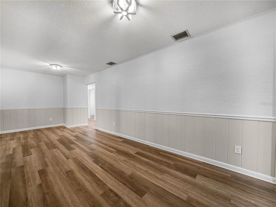 En Venta: $549,900 (6 camas, 3 baños, 3711 Pies cuadrados)