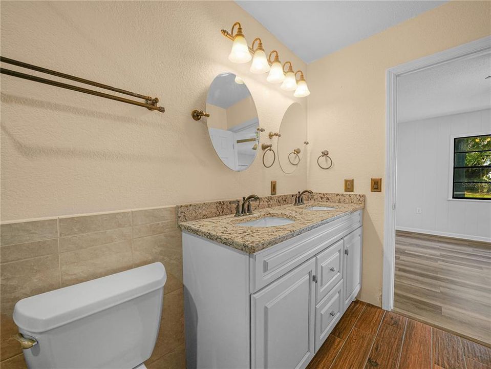 En Venta: $549,900 (6 camas, 3 baños, 3711 Pies cuadrados)