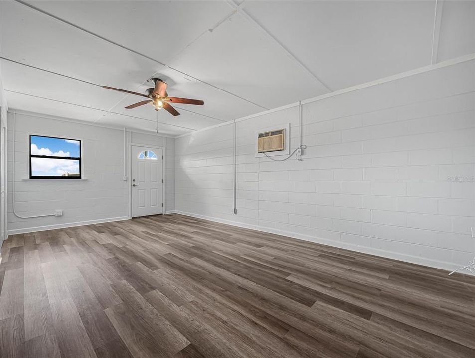 En Venta: $549,900 (6 camas, 3 baños, 3711 Pies cuadrados)