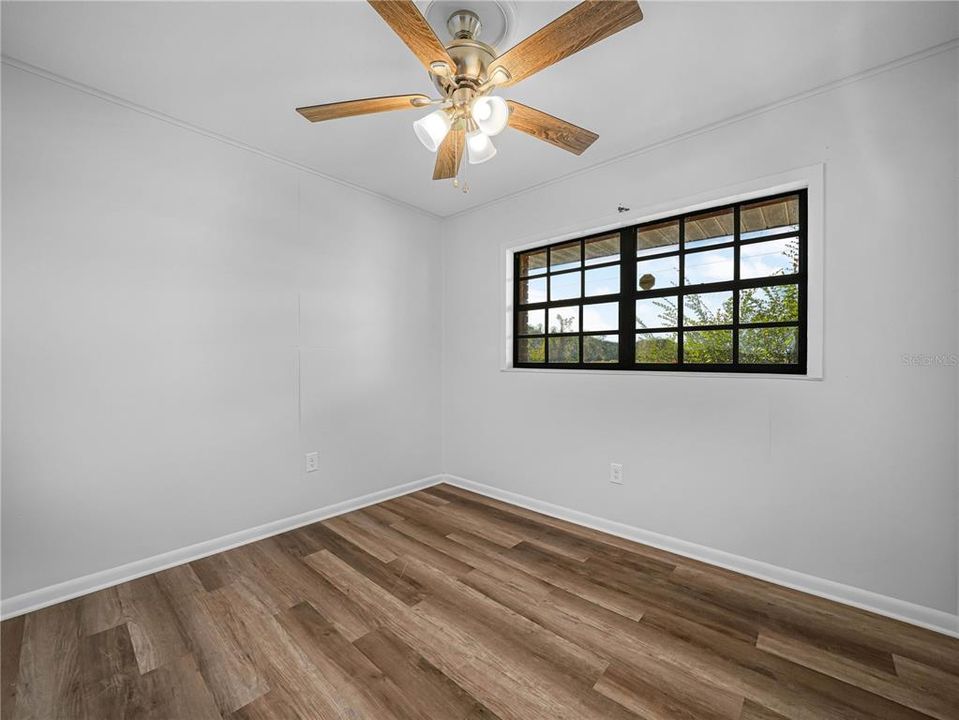 En Venta: $549,900 (6 camas, 3 baños, 3711 Pies cuadrados)