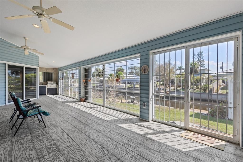 На продажу: $549,000 (3 спален, 3 ванн, 2484 Квадратных фут)