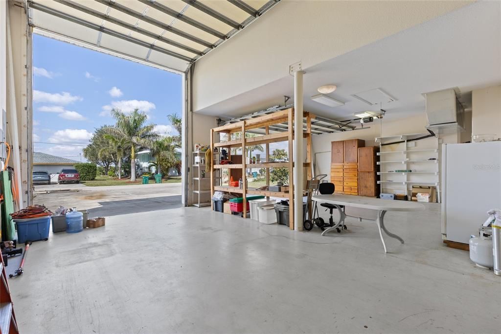 На продажу: $549,000 (3 спален, 3 ванн, 2484 Квадратных фут)