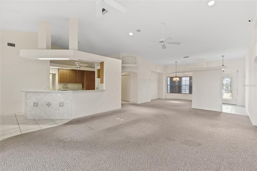 На продажу: $549,000 (3 спален, 3 ванн, 2484 Квадратных фут)