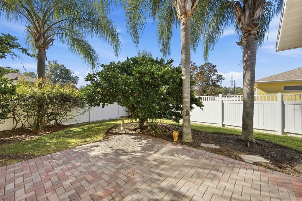 На продажу: $325,000 (3 спален, 2 ванн, 1968 Квадратных фут)