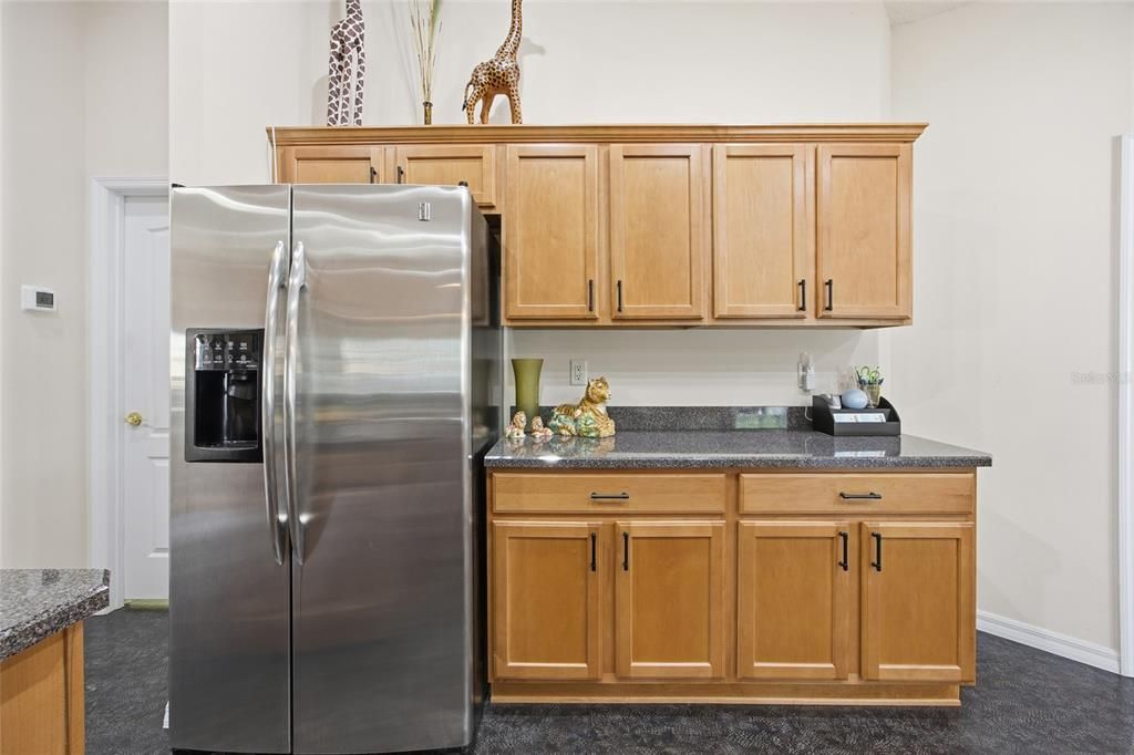 На продажу: $325,000 (3 спален, 2 ванн, 1968 Квадратных фут)