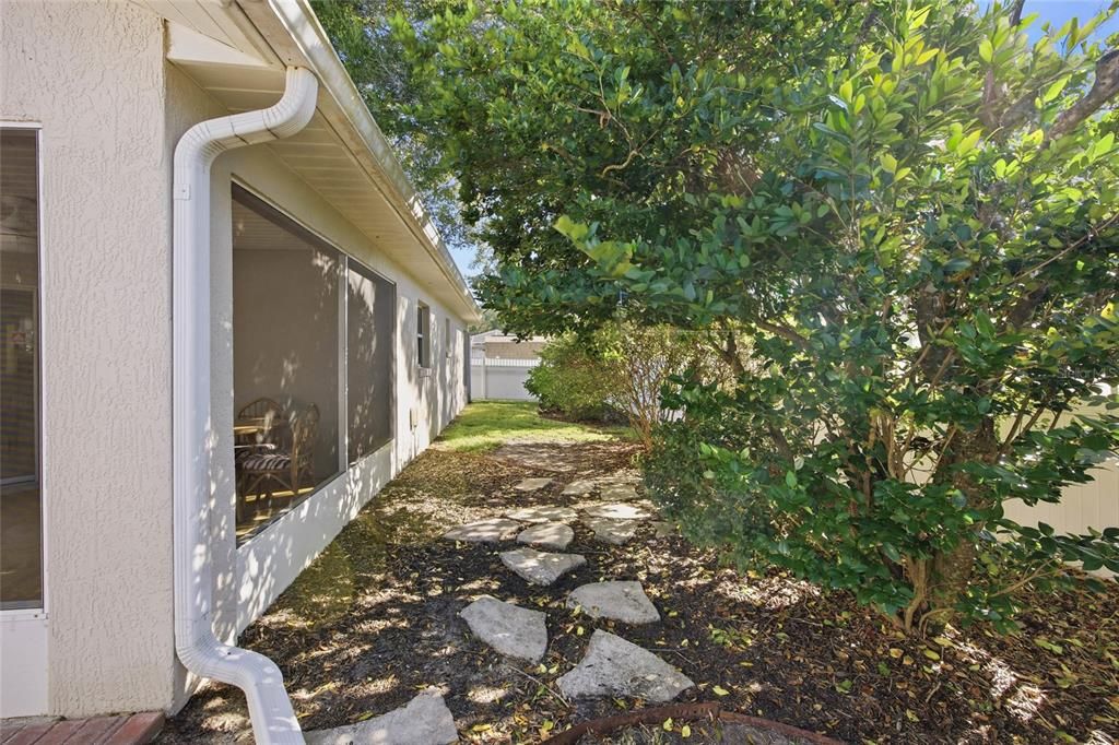 На продажу: $325,000 (3 спален, 2 ванн, 1968 Квадратных фут)