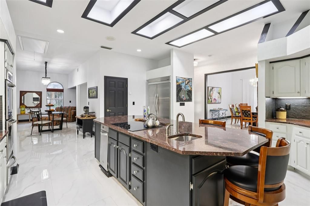 На продажу: $2,100,000 (4 спален, 4 ванн, 7004 Квадратных фут)